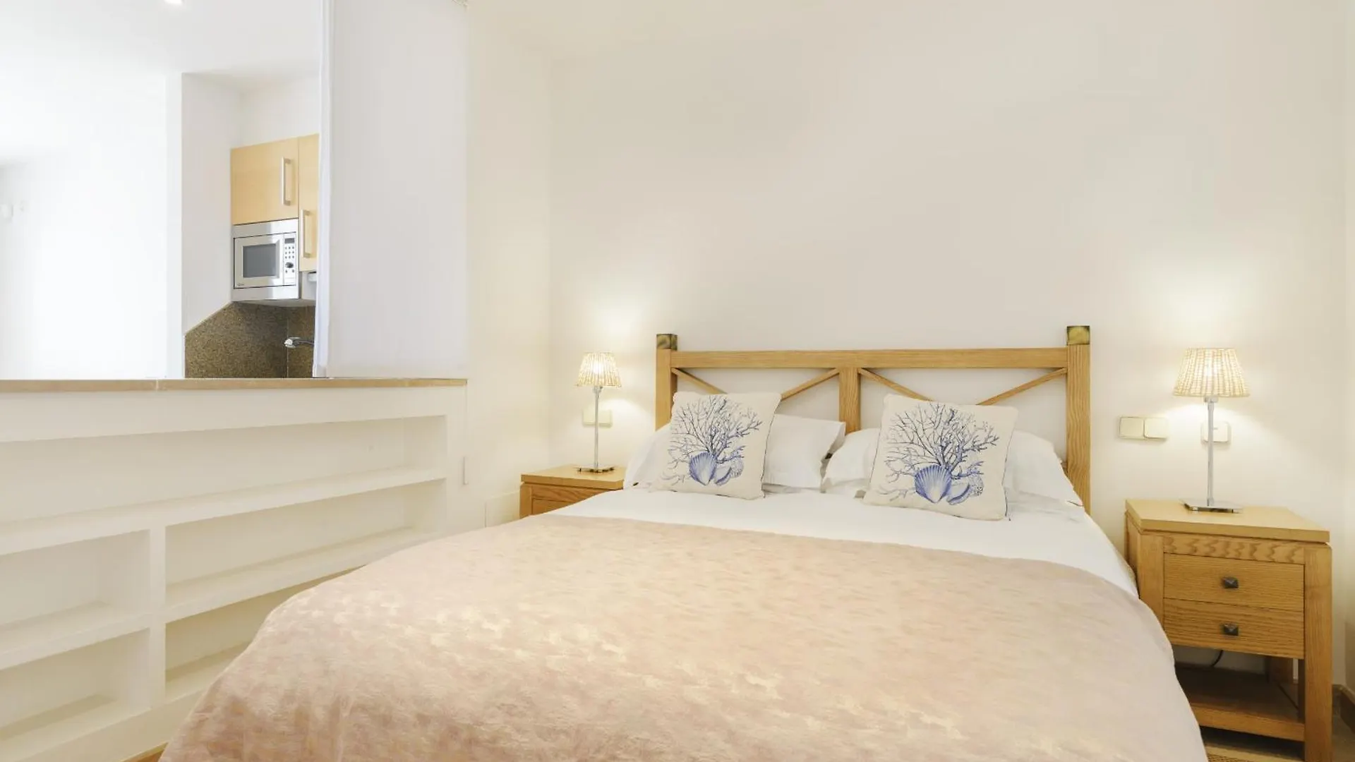 Rio Real Suite Μαρμπέλλα